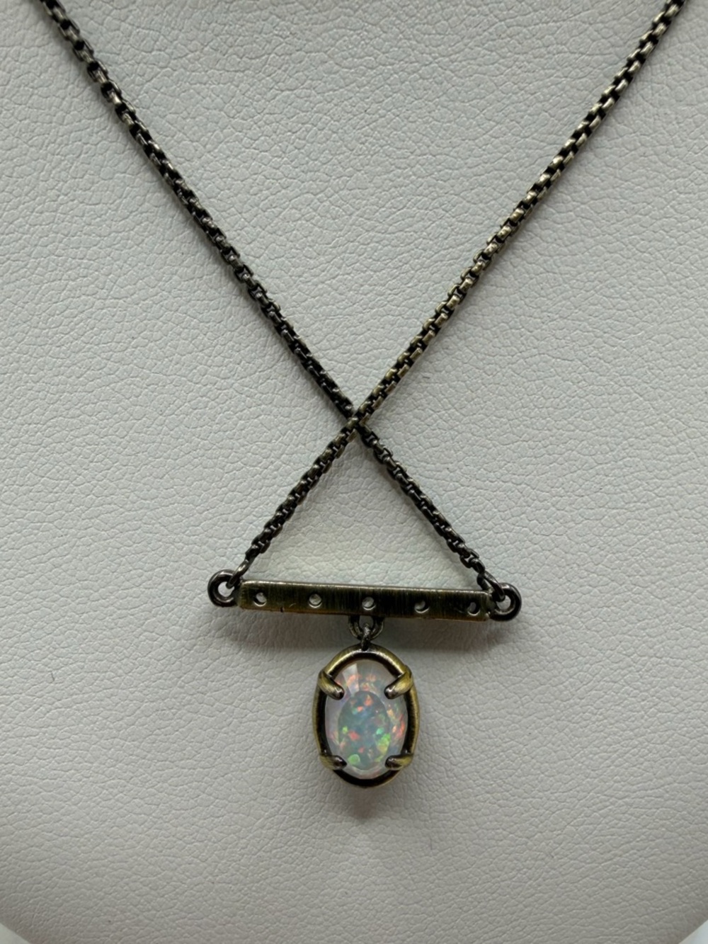 Kendra Scott Antique Brass Fischer Necklace with White Kyocera Opal - Picture 6 of 8